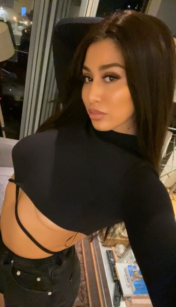VERONIQUE 6