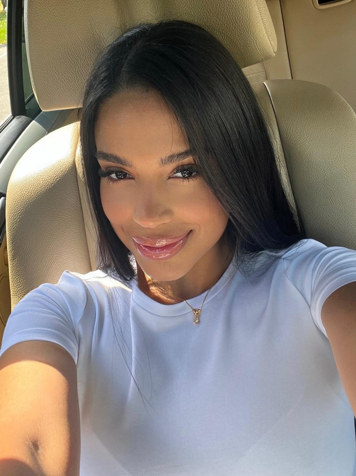 Vicky 4 Vicky – Image 4