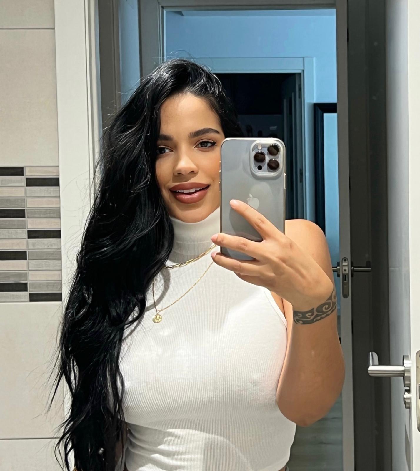 Vicky 11 Vicky – Image 11