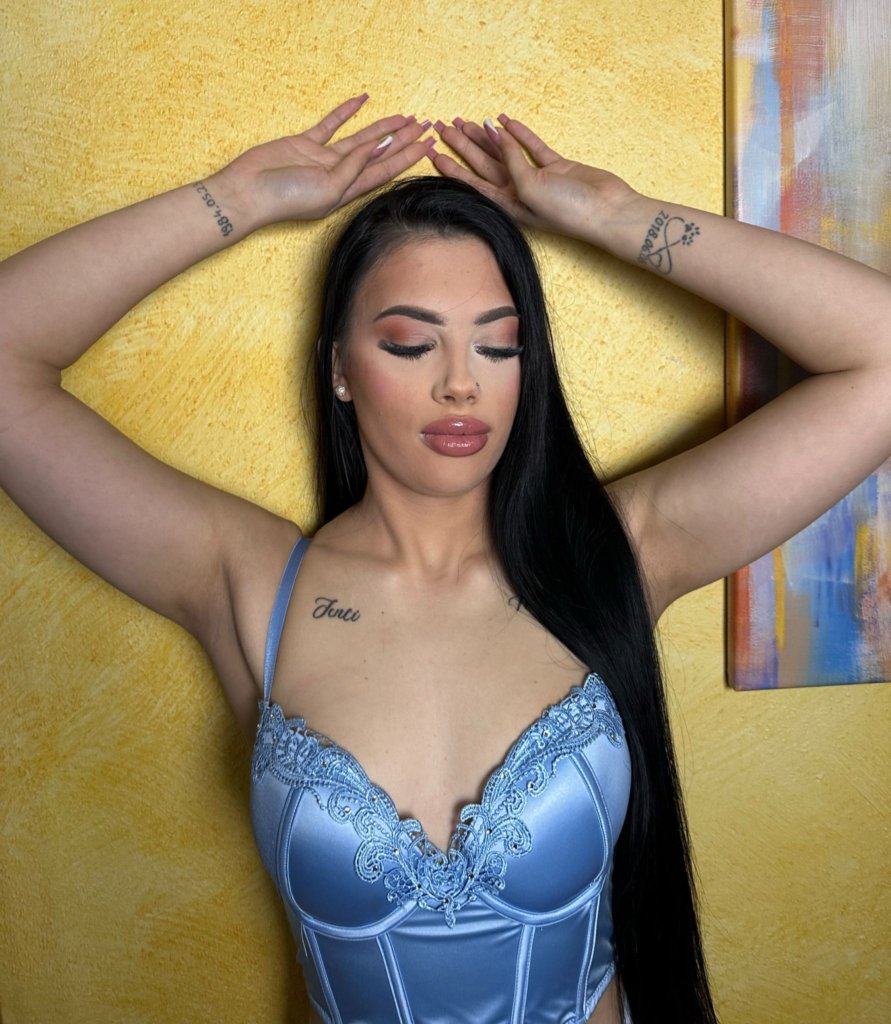 BELLA 9